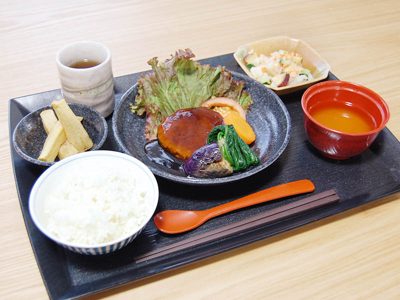 食器にもこだわり